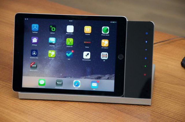 Anerkennungspreis - iPad Tisch-Dockingstation mit Steuerungsfunktionalität