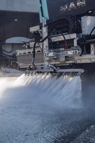 1 Preis Trilety GmbH Hydrostat Kehrmaschine